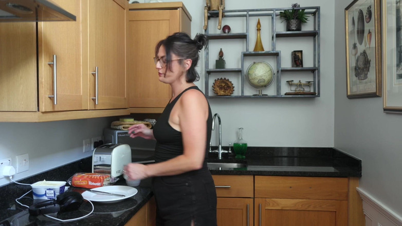 Countess diamond: Zpocená podpaží vaší Domme Spolubydlící