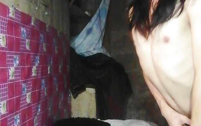 Reynaldo6: रानी डैडी के साथ सेक्स करना चाहती थी ताकि वह अपने जीवन का मजा ले सके
