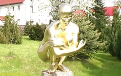 Real flexible contortionist mendapat golden painted