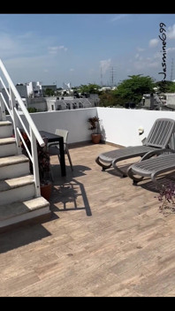 Přicházíte na střeše