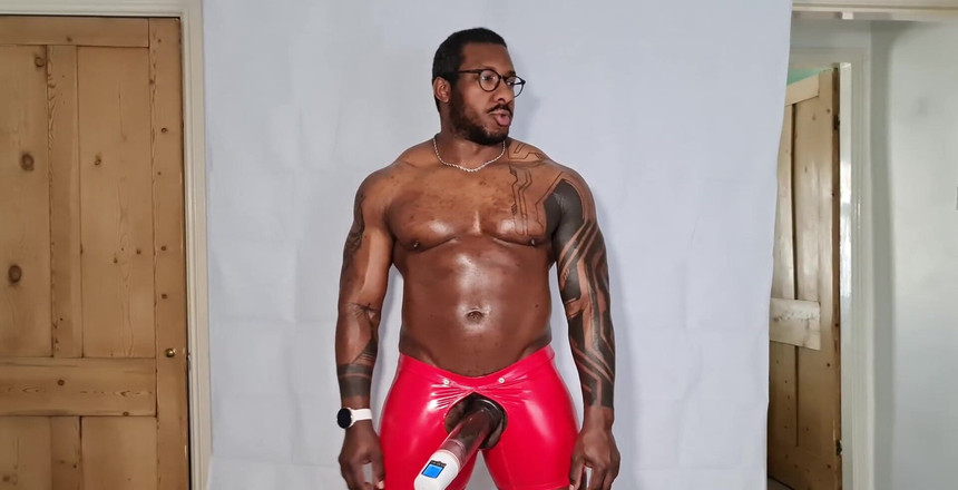 Amadeus: Week 5 of Pumping. Got This New Outfit