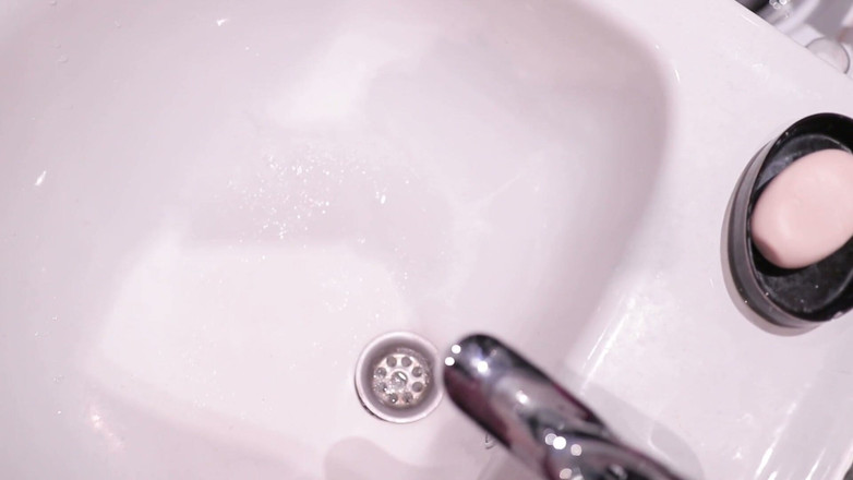 Yukki Amey: Prendere la vasca da bagno in collant