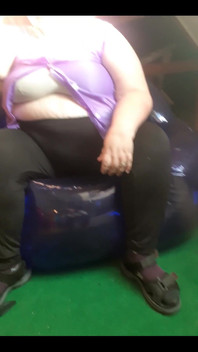 Kittelfetisch Tammara Im Engen Kittel