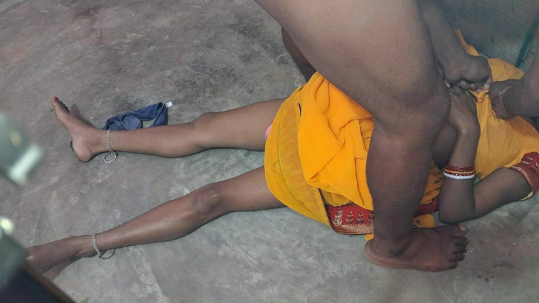 Trilokinath: Kakak ipar dengan toket besar lagi asik ngentot sama abang...