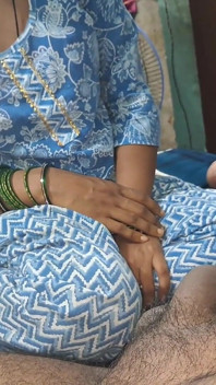 Indian Desi Couple Quick Blowjob Cum in Mouth