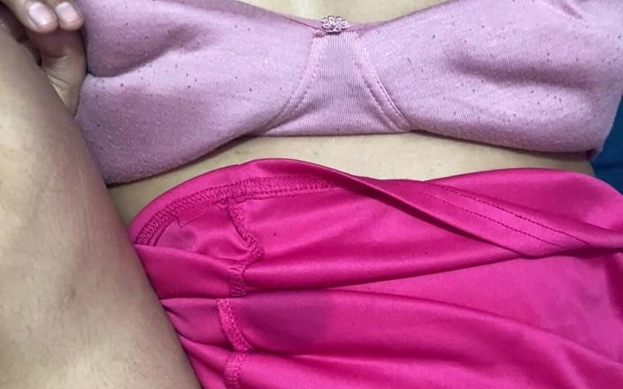 Sexy sonam studio: 大きな自然なおっぱいを持つ私のガールフレンドのホットファックと彼女のゴージャスな胸に射精