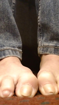 Fetiș cu depăruri de la picioare și tachinare Spread Toenail Unpolished