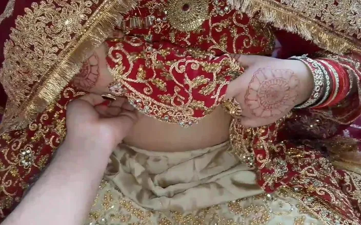 QueenbeautyQB: First Night Desi Indian Wife and Husband Sex Suhagraat