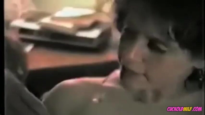 Cuckold MILF: Rogacz żona ssie ogromne BBC