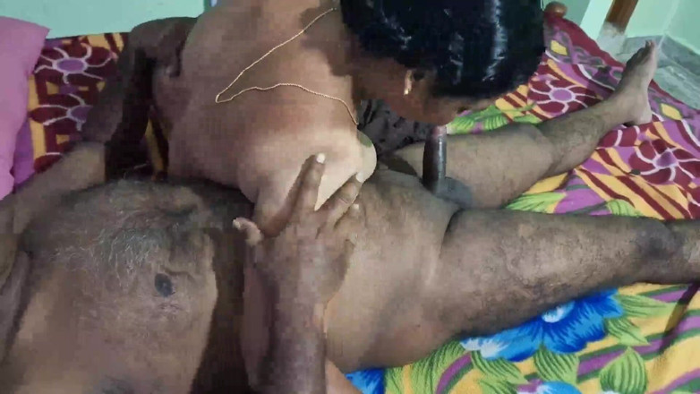 Sexy sindu: Seks saree panas sindu bhabhi cantik di rumah