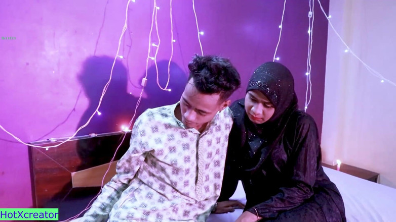 Hot creator: Desi-hijab-mädchen heiraten! Erste Nacht sex mit Hindi Audio