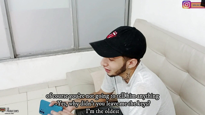 Vayolet: 像一个顺从的顺从者取悦他的继妹射在我嘴里 - 西班牙语色情