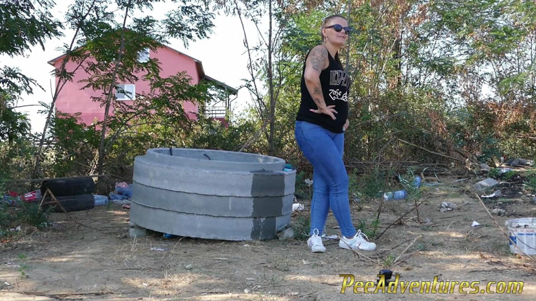 Pee Adventures: Morning fitness outdoors makes me empty my bladder fast