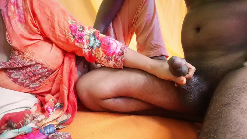 The Young Boy Had Sex with the Neighbor (Bengali Couple studio) The Young Boy Had Sex with the Neighbor (Bengali Couple studio)