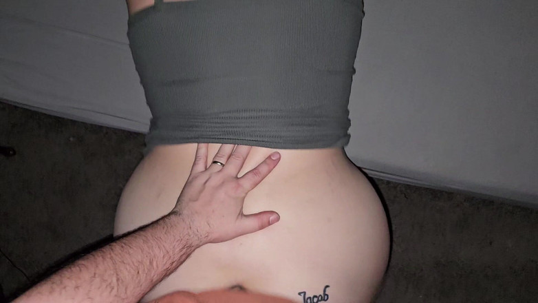 Funhousewife69: 緑髪の妻が最悪でセックスする