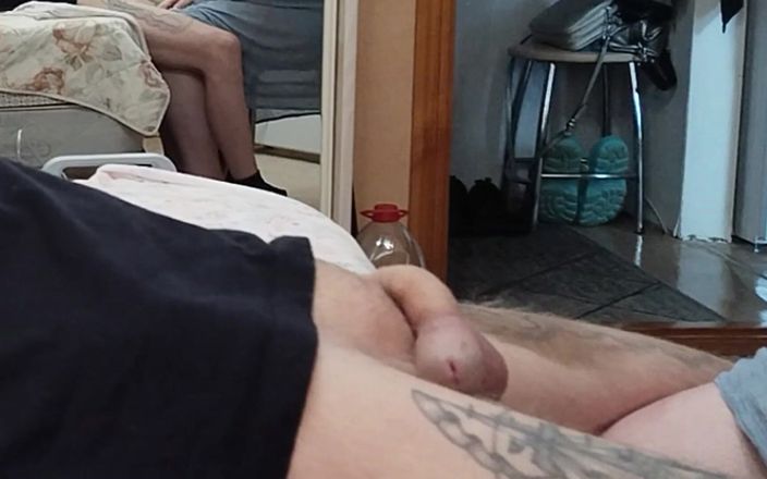 Zona901: Schwanz-wichsen und blowjob von schwiegermutter