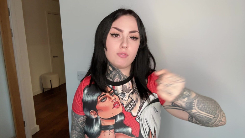 Miss Valentina: Rossa luce verde chiaro joI