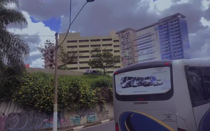Espuleta: Šukání Siririky v autobuse výletu