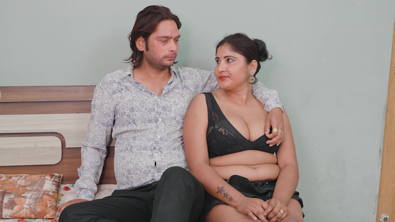 Desimaal69: Масажна бхабхі взяла весь пеніс в рот.