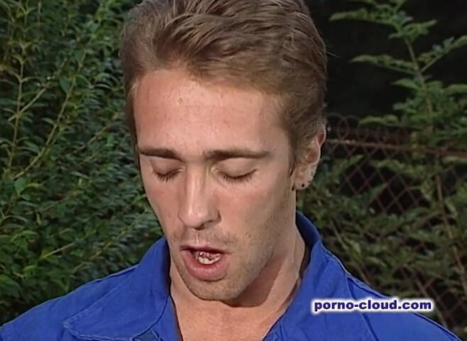 Porno Cloud: Fisting sempurna di kelab perempuan