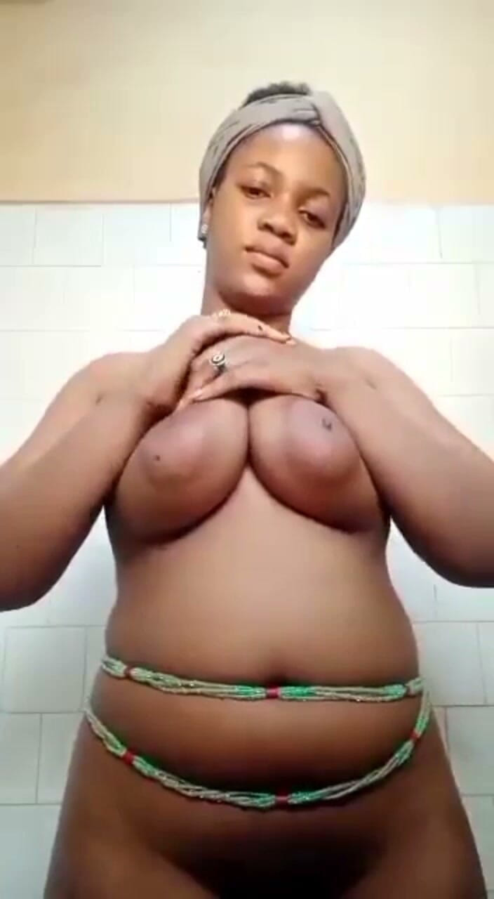 Me and my new slut: Awek yang cantik bersih miang dan mahukan seks