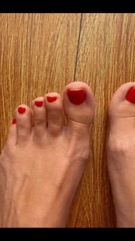 你要求更多的脚内容