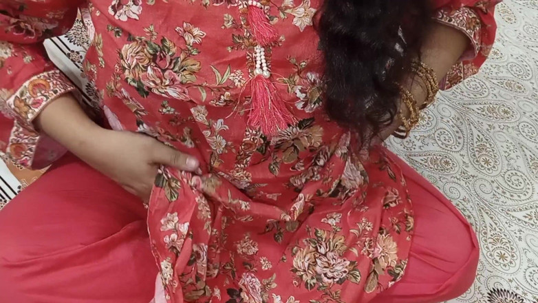 QueenbeautyQB: Desi indický manžel manželka manželství výročí dort romantika sex