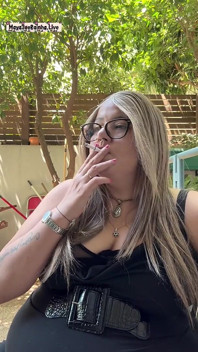 BBW brasilianische MILf morgen im freien ketten rauchen ritual parlament lang