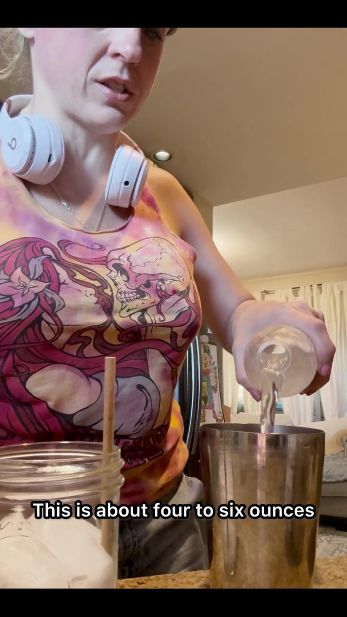 Suzy Wylde: Зломи кави з льодом з вашою дівчиною Сьюзі Уайлд