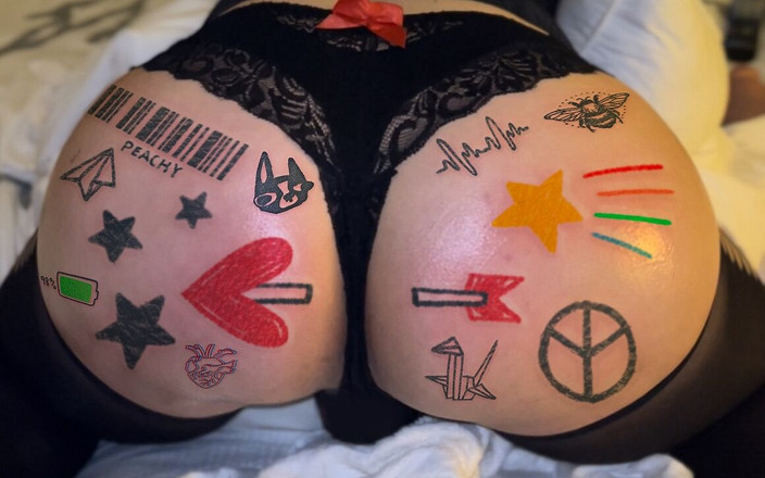 Ana Luvs: Pantat cewek ini dientot habis-habisan sampai crot di muka