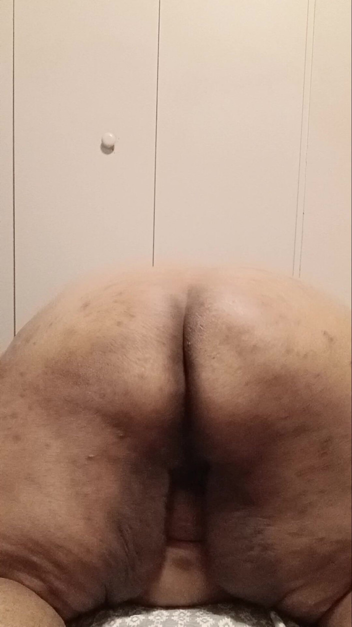 Jessica pigslut: Трясу мою дупу для вас!