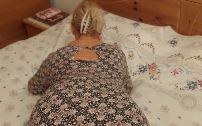 Selena701: Amateur Blonde Mature Wife Enjoys Half Clothed Sex