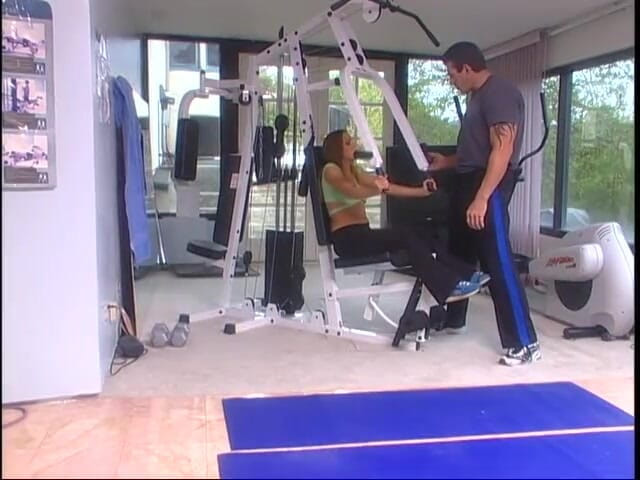 Teen Seduction: Home gym hard fuck