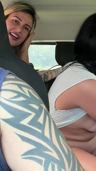 Full Video of the Beachwoman Who Sat on the and Came
