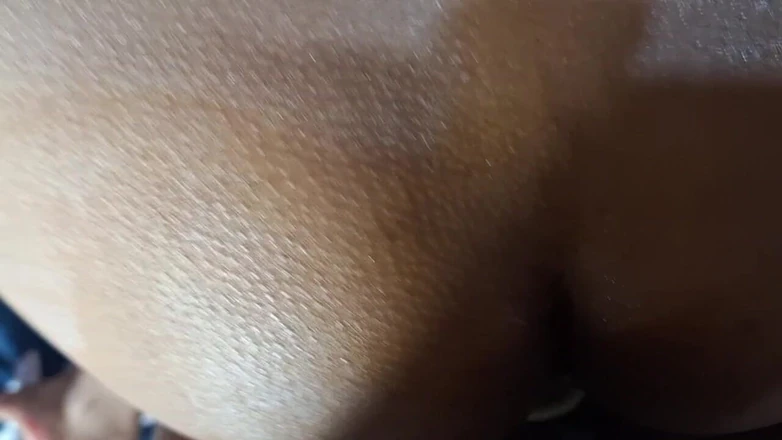 hot suman: Une bhabhi au foyer baise avec son propriétaire pour sa...