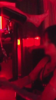 Fisting anal profond extrême, double fisting sur une chaise gynécologique