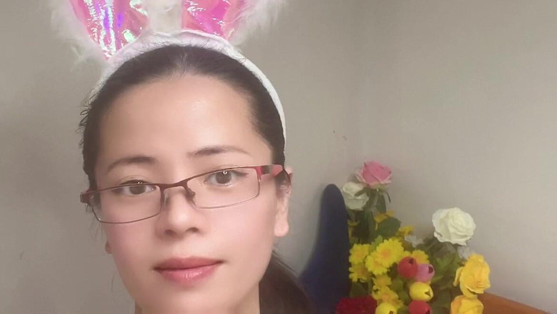 sweethanajapanese: 털이 무성한 작은 자연 보지의 십대 소녀 Hana의 작은 보지