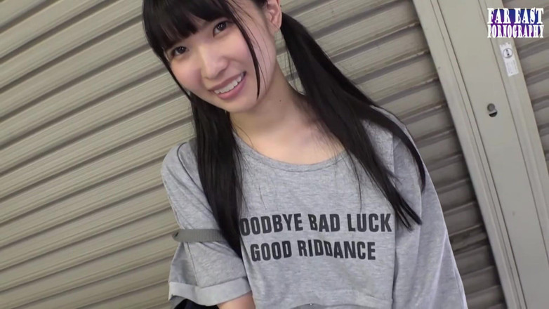 Far East pornography: Podglądanie krzywych, które iskrę twardego pośpiechu z dokuczania a-cup charmer...