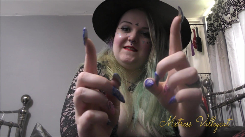 Mxtress Valleycat: Penis shrinking spell
