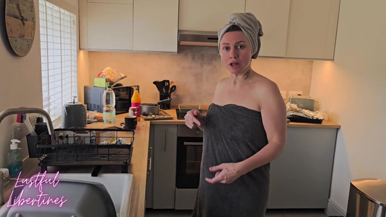 Lustful Libertines: Creampie My Hairy Mature Stepmom. Cheating MILFs Are Irresistible