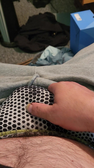 Nick Stallion: Bătând-o