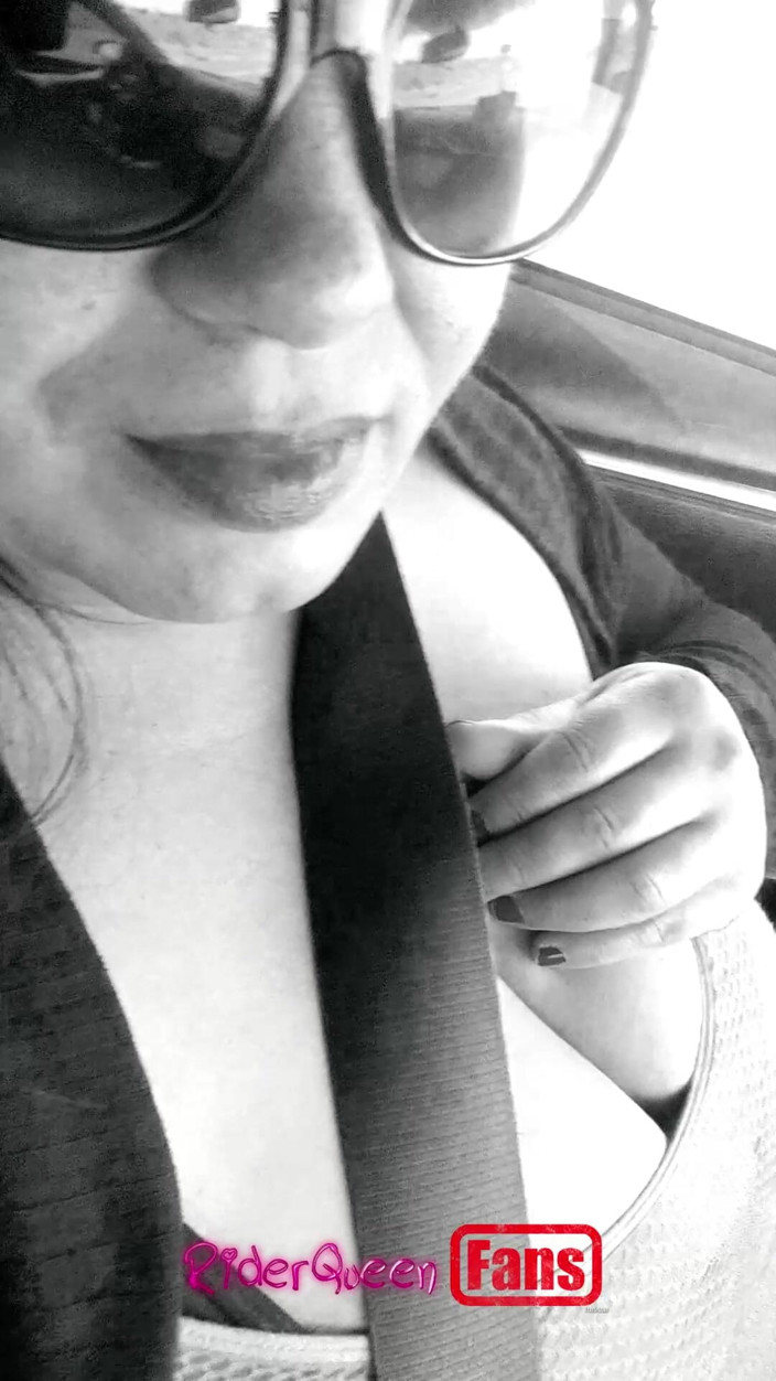 Only Riderqueen BBW Step Mom Latina Alone: Waiting for You on the Sexy Couch