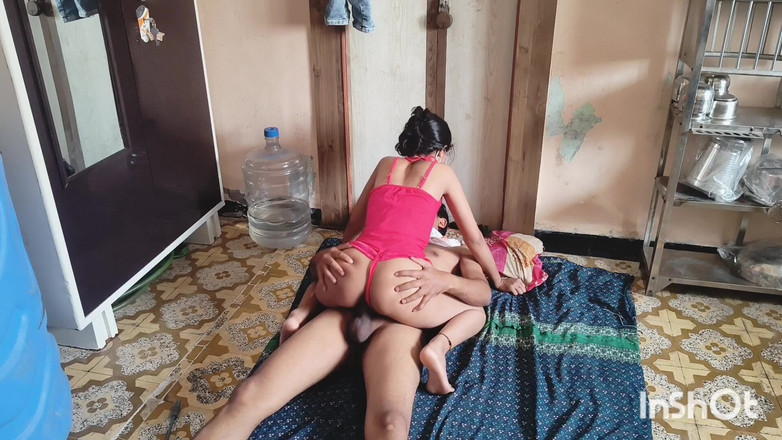 Desishycouple: Shivani Bhabhi Sex i rosa bikini. Del 2.