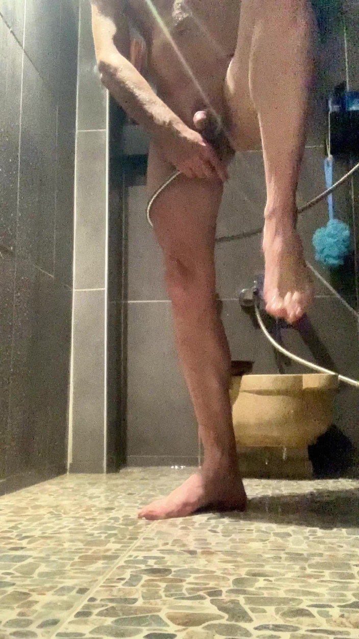 cd_aysemmm: Sperma gutst uit mijn kontgaatje