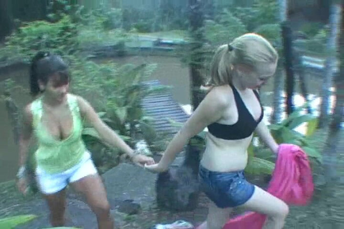 FetishKing: Lezbiyen ateşli seksi öpücükler maratonu