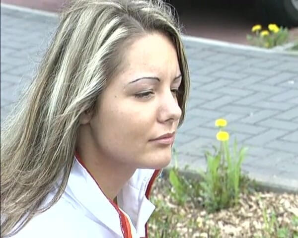 Deutsche Damen: Ejaculare facială uriașă pentru o gagică germană blondă amatoare sexy...