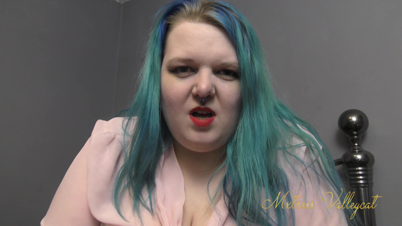 Mxtress Valleycat: Mesmerising my tits