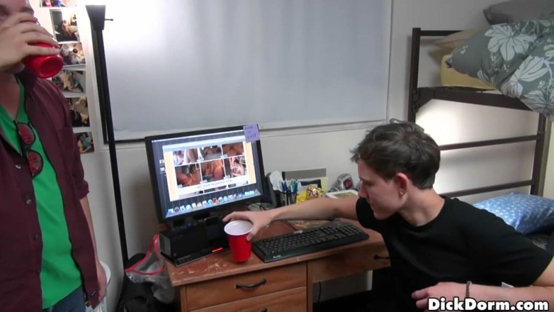 Reality Dudes: Reality Dudes - These Guys Figure Out How to Make Money...