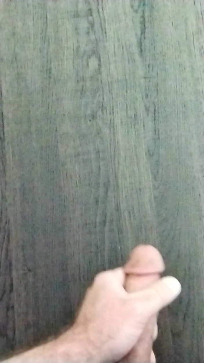 Calo Cazzone: Slo Mo Cumshot