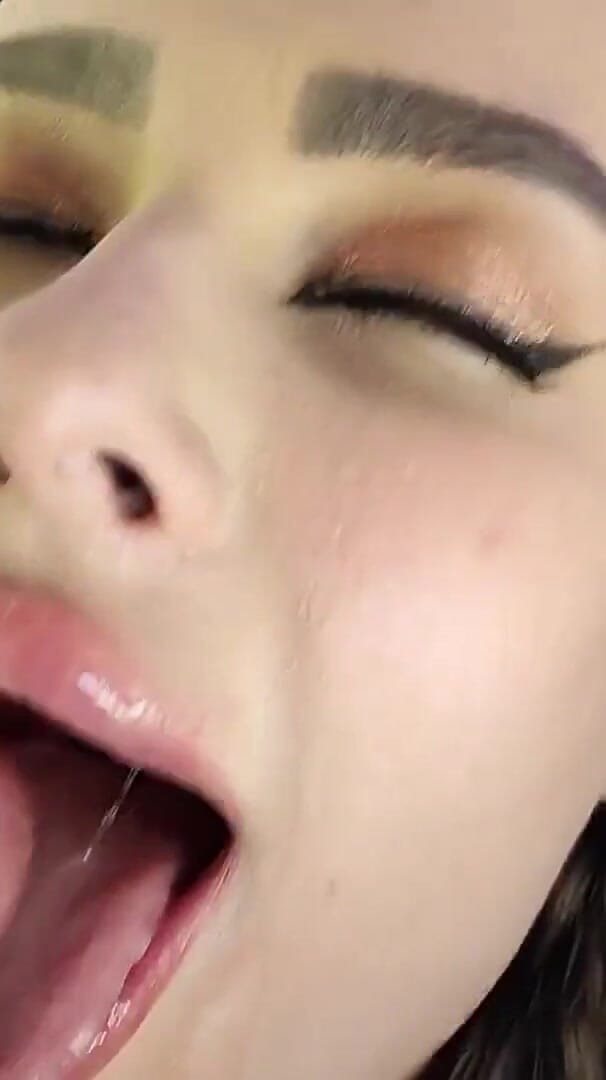 She Gets Messy Cumshots and Total Fur Coat Destruction (Princess18)